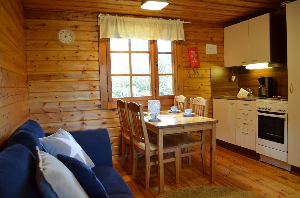 Rauhalahti Holiday Cottages クオピオ エクステリア 写真